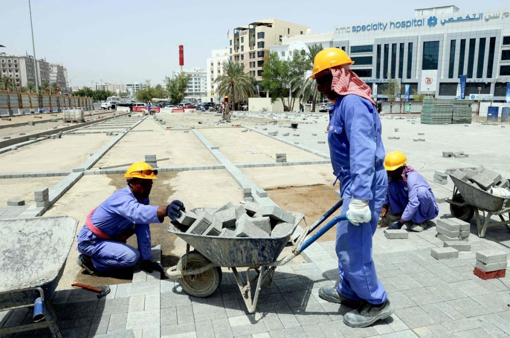 العمالة الوافدة حرارة الخليج