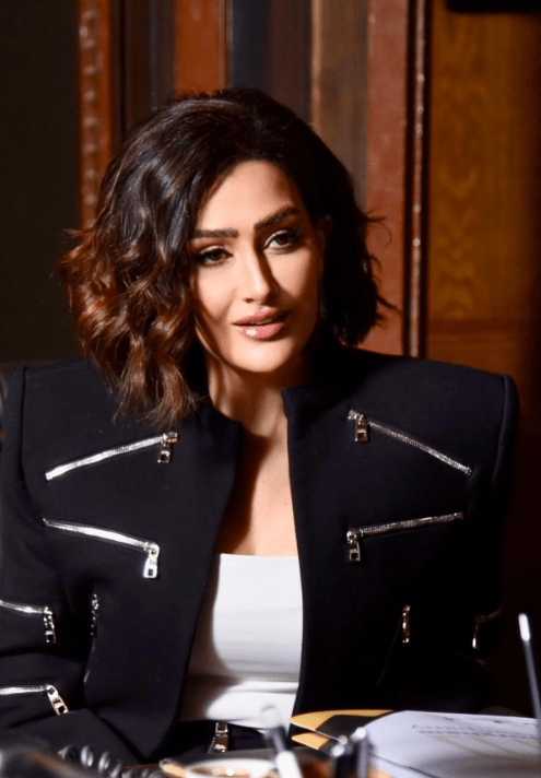 قصات شعر لوب متدرج من محي غادة عبد الرازق