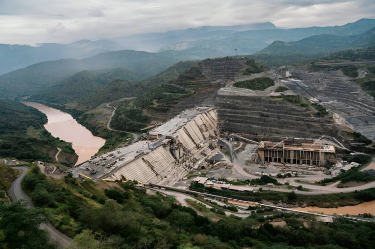 إثيوبيا تبني ثاني أكبر سد بعد النهضة.. فهل يؤثر على مصر؟