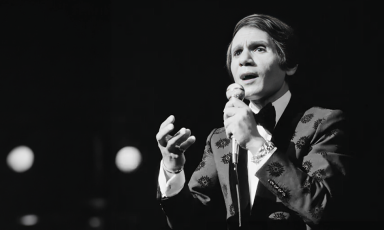 أغاني الخريف.. حين غنّت فيروز وعبد الحليم لوداع الصيف