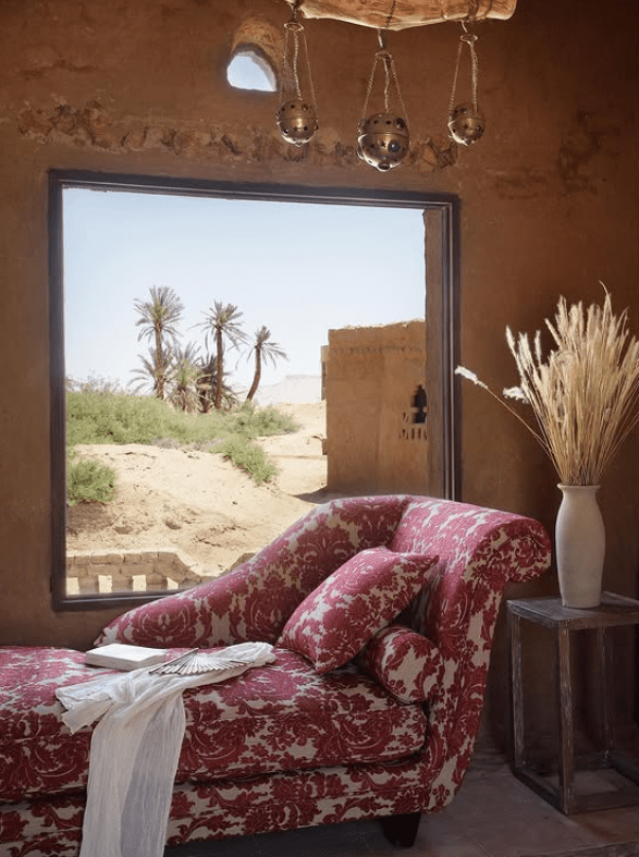 منتجعات وفنادق إيكولودجز