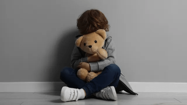 علامات التحرش بالأطفال