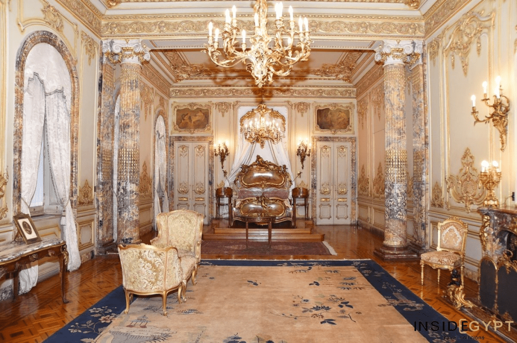 من داخل قصر عابدين حيث جمال الطراز المعماري