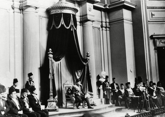 الملك فاروق في قصر عابدين