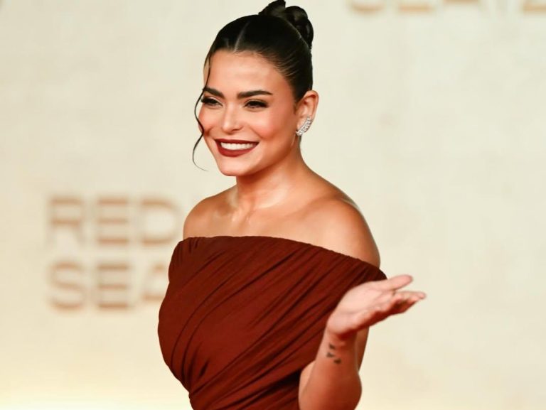 أبرز تسريحات نجمات البحر الأحمر 2025: استوحي منها إطلالتك في المناسبات