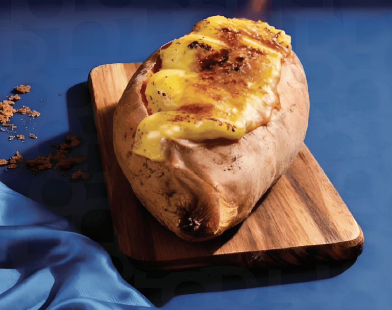 تجربة شتوية مليئة بالدفء: أشهى الحلويات والمشروبات الجديدة التي يجب تجربتها