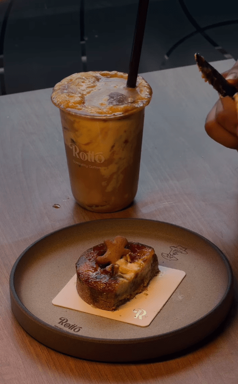 أكلات ومشروبات بالكريم بروليه