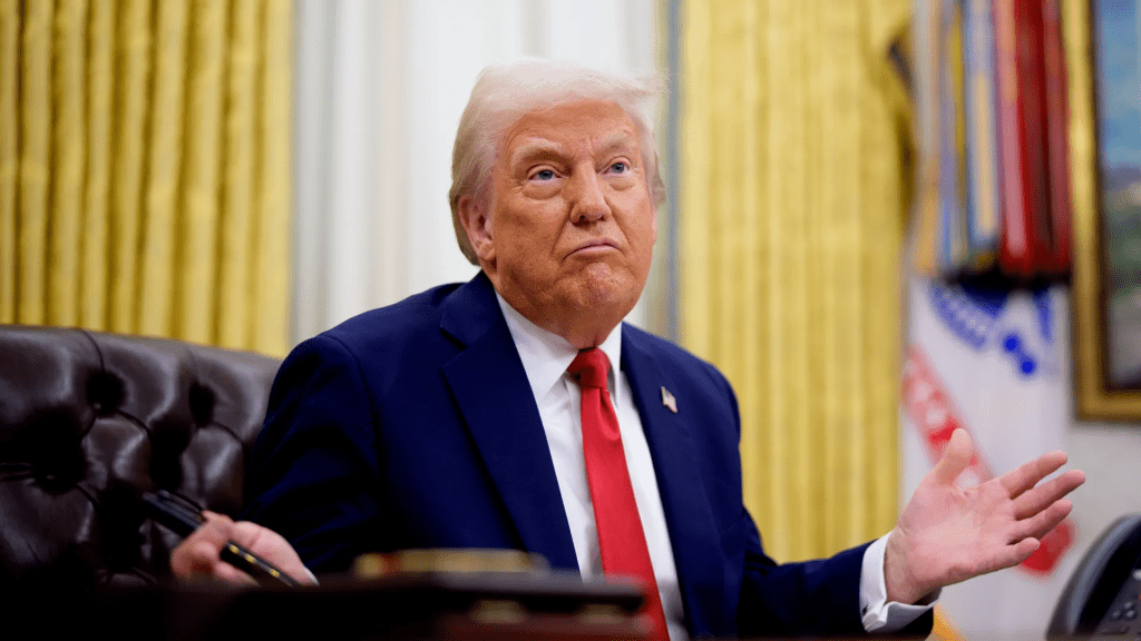 ترامب وحظر السفر في أمريكا