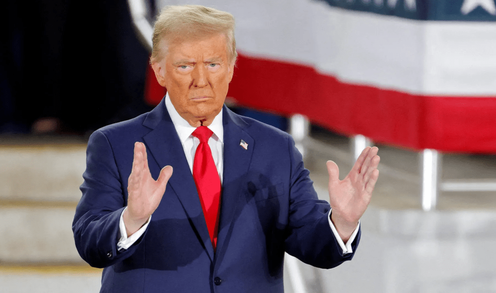 ترامب وحظر السفر في أمريكا