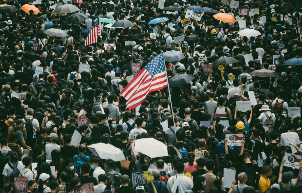 وقف تأشيرات أمريكا