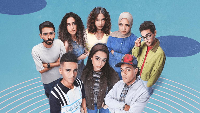 بعد تخطيه حاجز المليار مشاهدة.. لماذا أصبح “ميد تيرم” صوت جيل زد؟