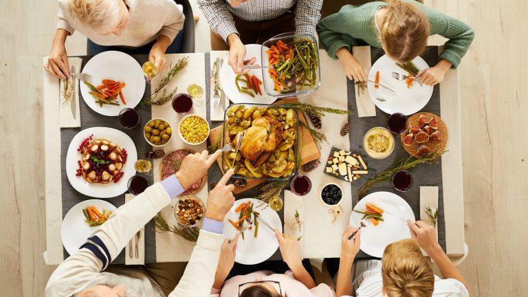 اختيارات مثالية لعزومات رمضان: أفضل مطاعم Catering في مصر