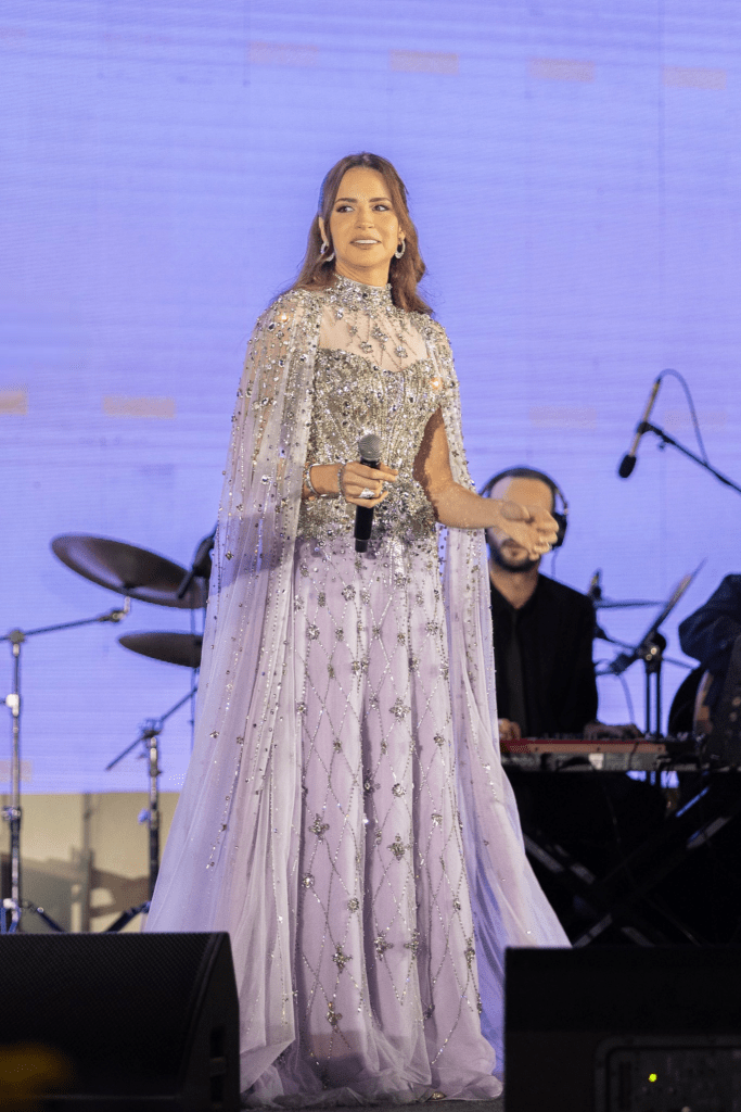 حفلات نجوم العرب في أوروبا وأمريكا