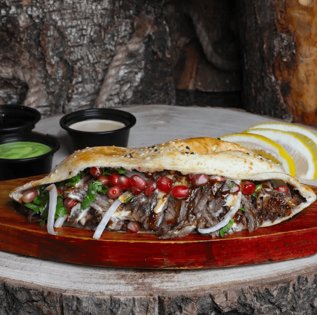 طريقة ومكونات الشاورما في الدول العربية