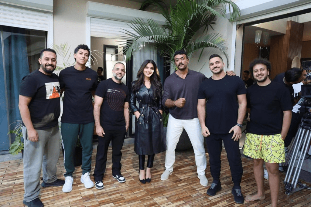 أحمد العوضي ومي عمر