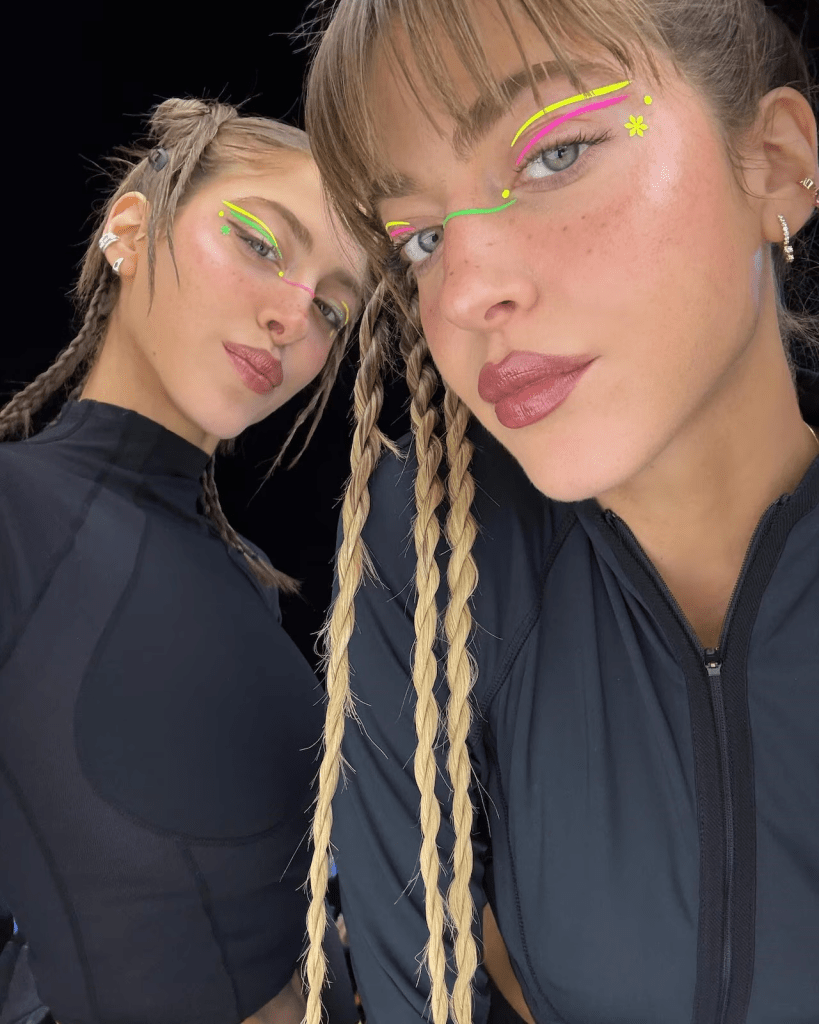 رائدات أعمال شقيقات علامات تجارية الشرق الأوسط