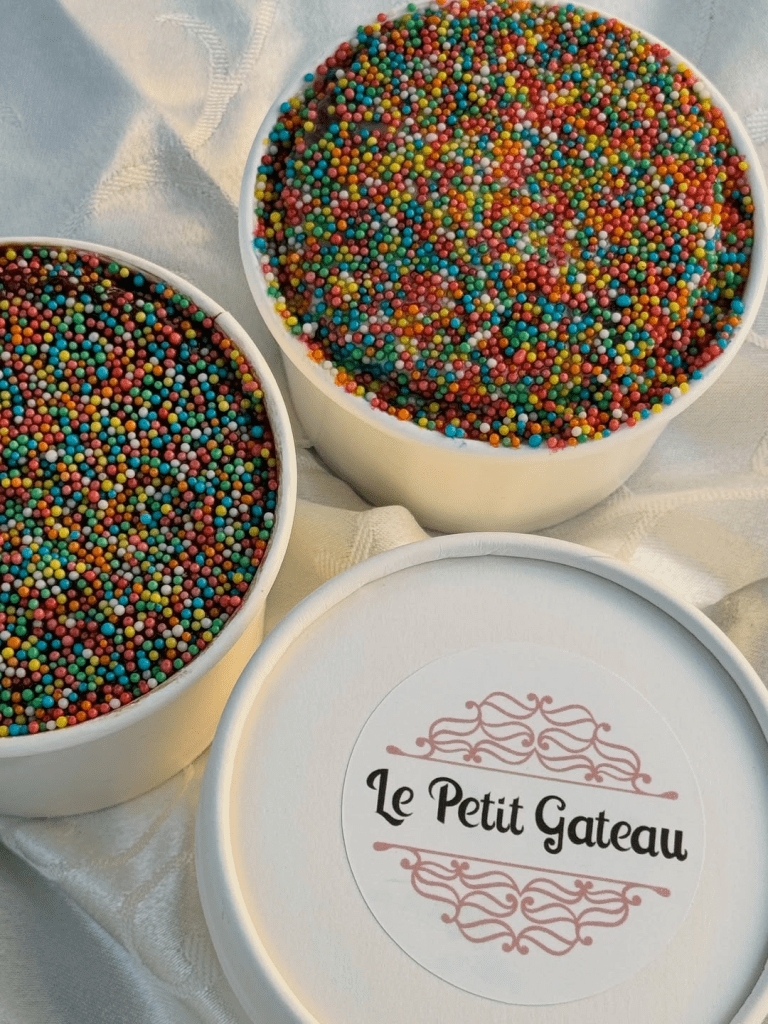 The VIRAL DOT CAKES