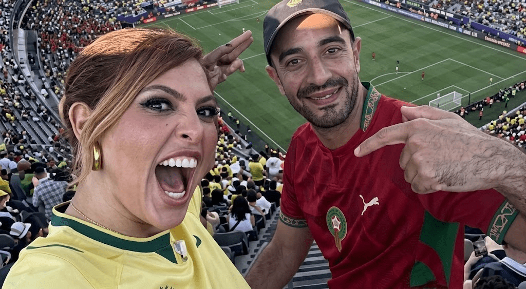 المؤثرة البرازيلية المشجع المغربي محمد في كأس العالم 2026