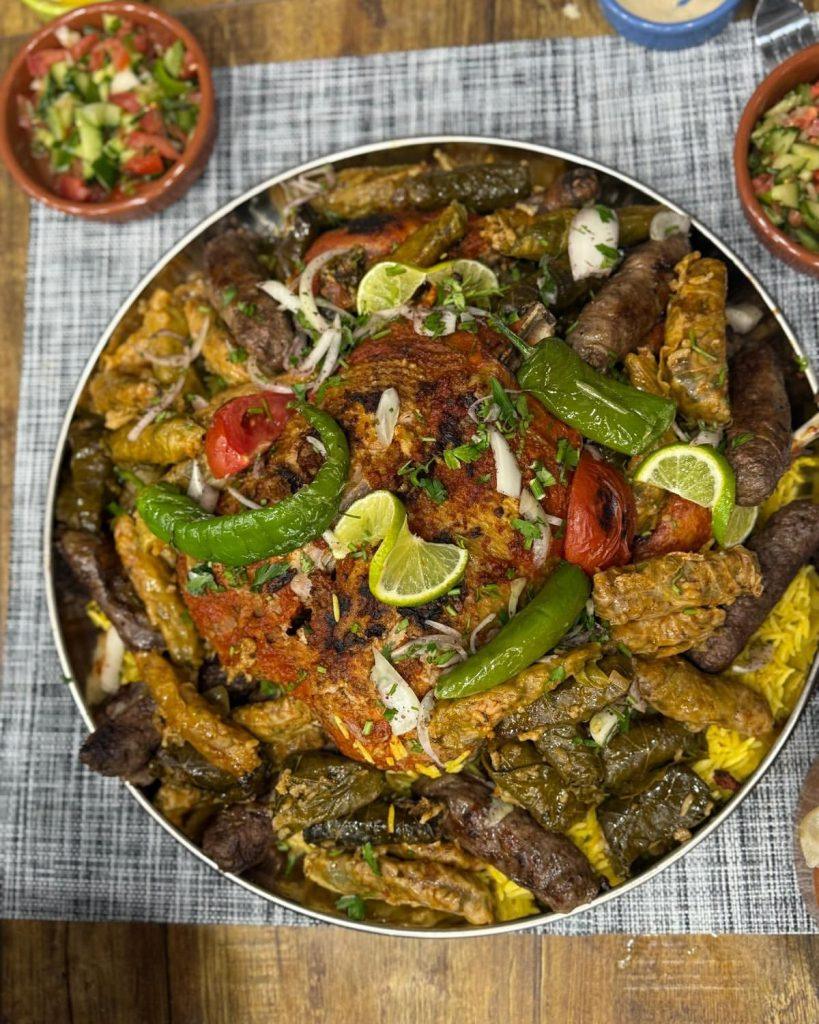 El Basha restaurant في باريس