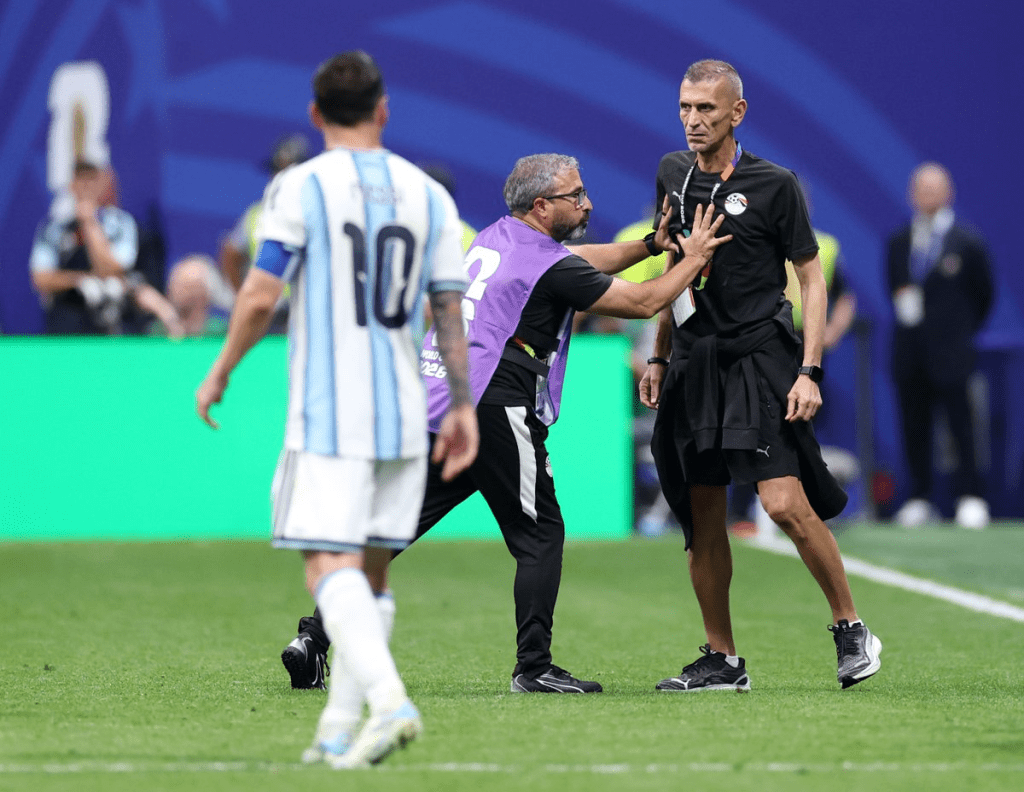 سعفان الصغير مدرب منتخب مصر كأس العالم