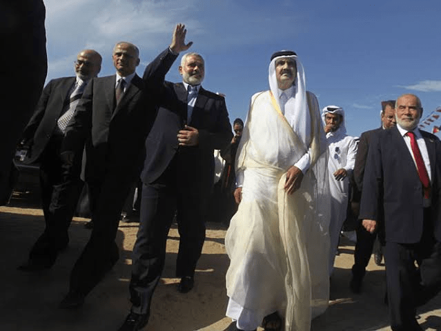 من هو الشيخ حمد بن خليفة قطر