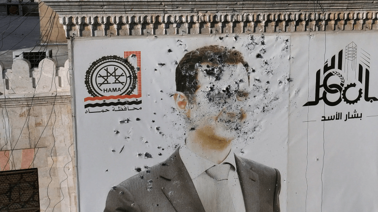 بعد الحكم بإعدامه: كيف انتهت رحلة بشار الأسد من قصر الرئاسة إلى حبل المشنقة؟