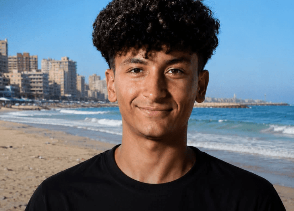 فتاة مول التجمع أرابيلا بلازا ومعها أبطال الشهامة