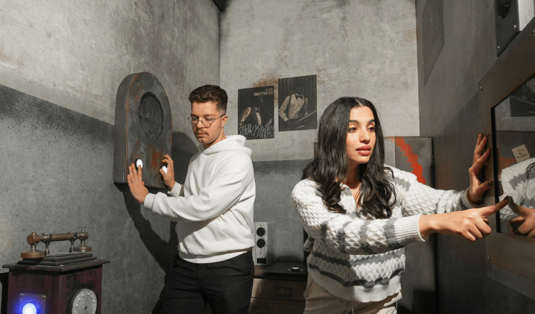 جرعة أدرينالين مليئة بالمغامرة: 8 أماكن Escape Room لتجربة لا تُنسى في السعودية