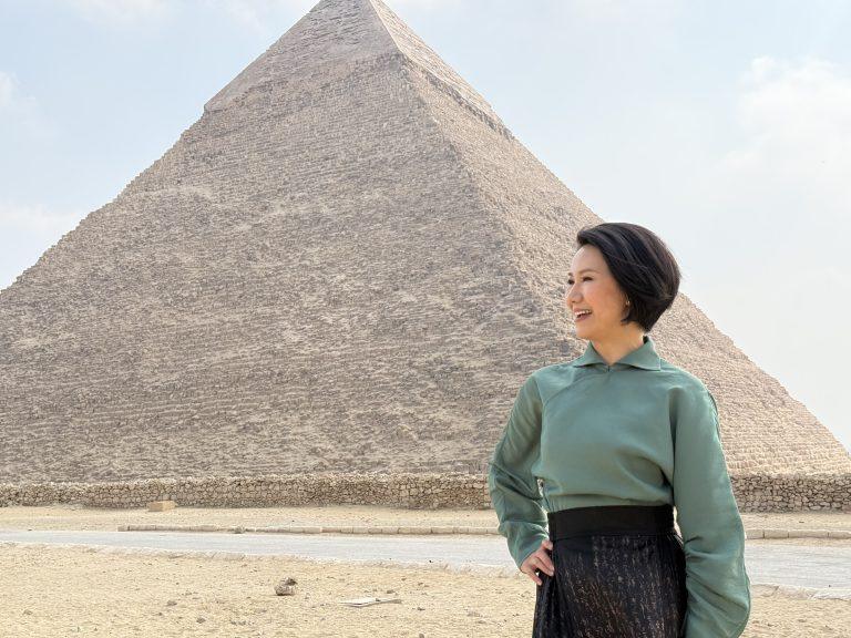 مصر في عيون المذيعة الصينية ليو شين.. حكاية دفء وكرم لا تُنسى المذيعة الصينية ليو شين في مصر